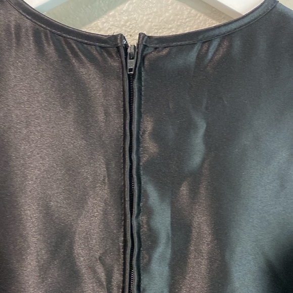 Julia Lee Satin Elegant Black Kids Dress with Floral Accent, knee Lenght Size12 - Picture 7 of 11